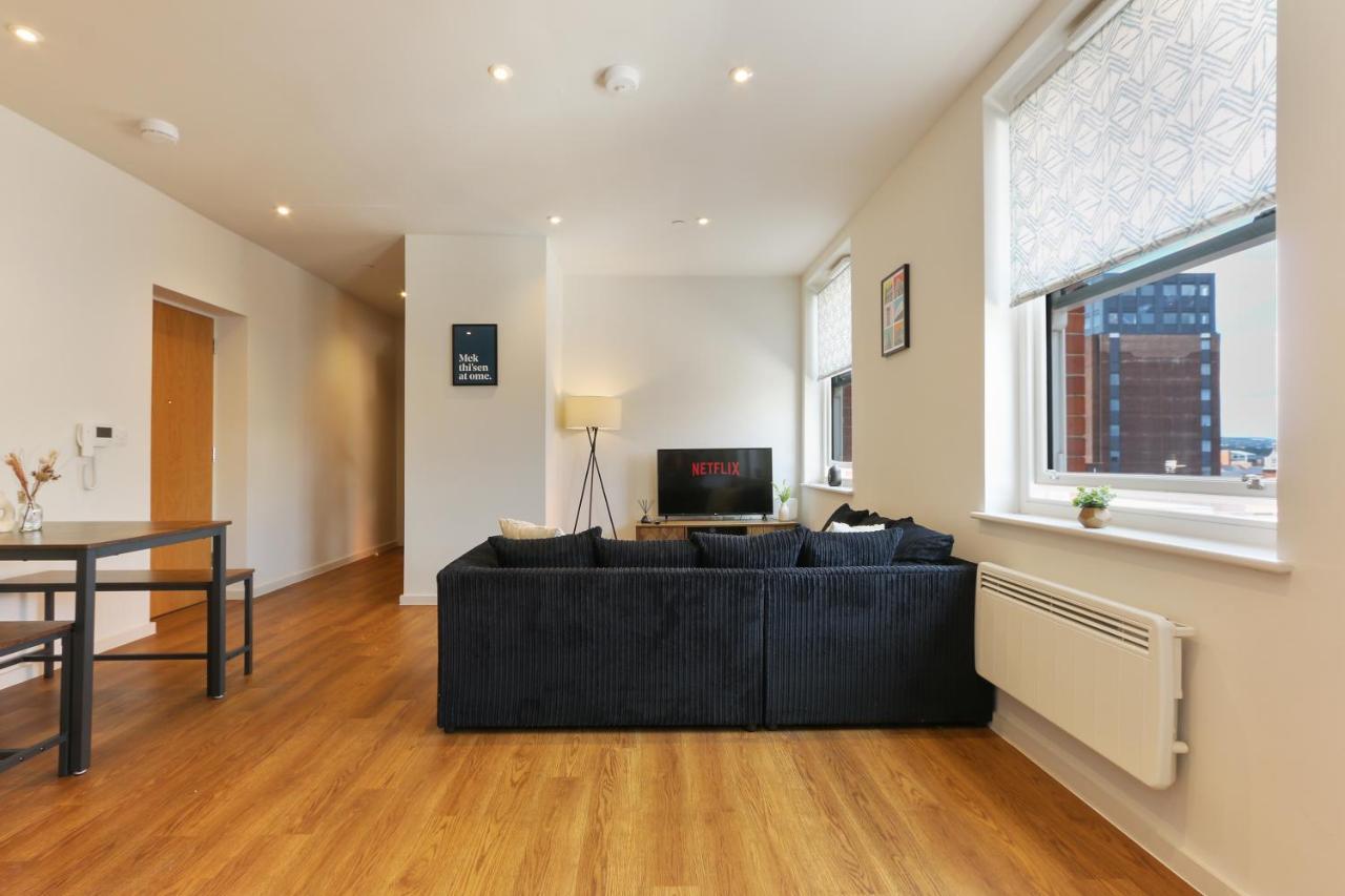 Modern 2-Bed Apartment, Free Parking, City Centre, Netflix & Pet Friendly - Hosted By Stay Host Save Sheffield Buitenkant foto