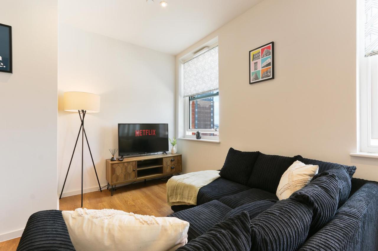 Modern 2-Bed Apartment, Free Parking, City Centre, Netflix & Pet Friendly - Hosted By Stay Host Save Sheffield Buitenkant foto