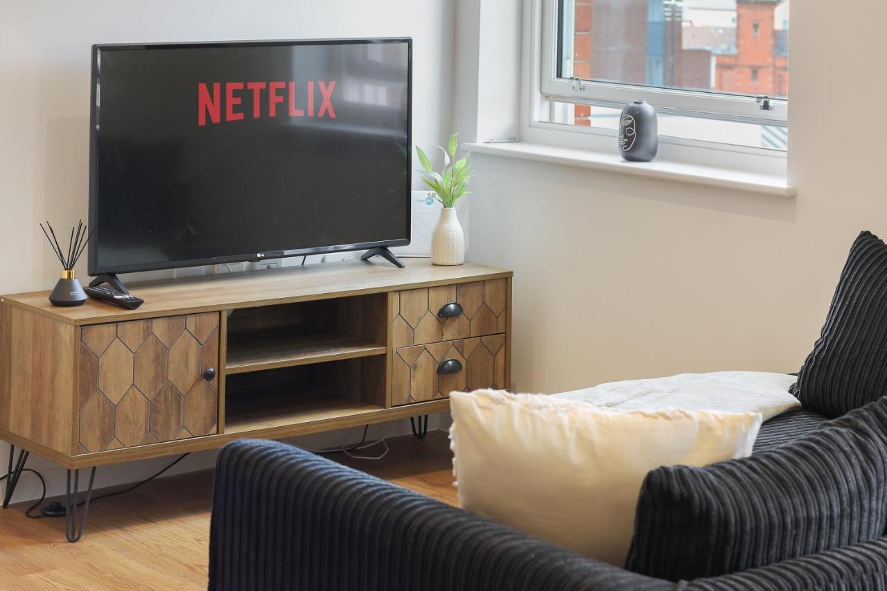 Modern 2-Bed Apartment, Free Parking, City Centre, Netflix & Pet Friendly - Hosted By Stay Host Save Sheffield Buitenkant foto